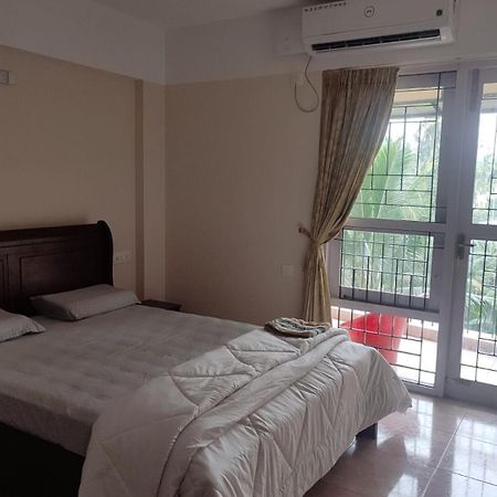 Silver Oaks Flat Sc Golf Links Road Kowdiar Thiruvananthapuram By Probity Ventures Dış mekan fotoğraf